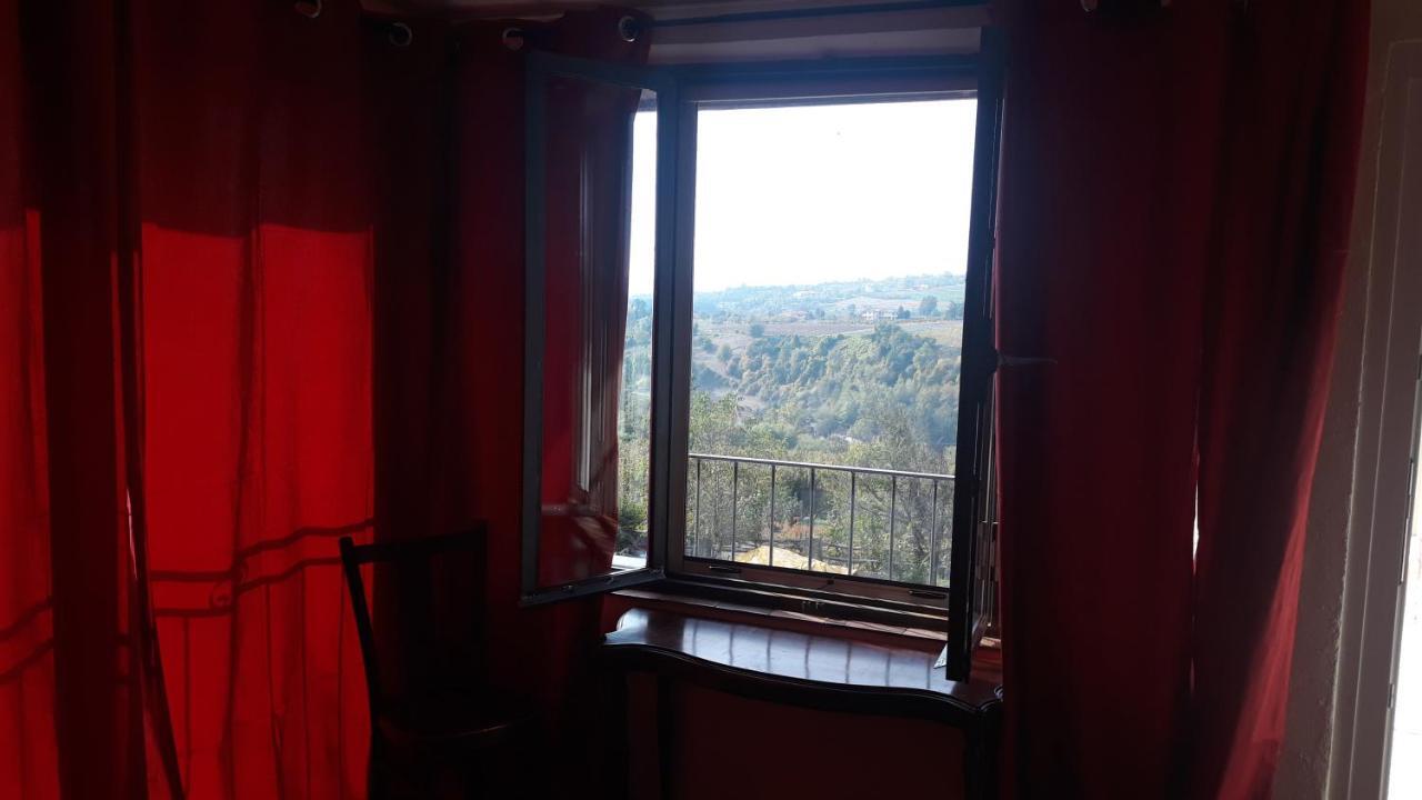 Agriturismo Cascina Binelli Dogliani Luaran gambar