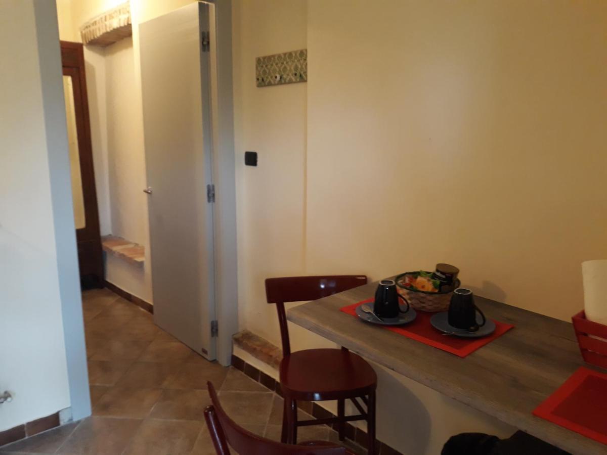 Agriturismo Cascina Binelli Dogliani Luaran gambar