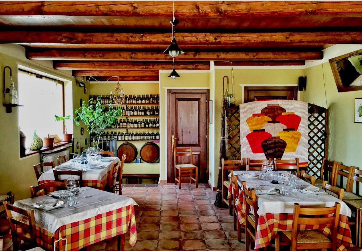 Agriturismo Cascina Binelli Dogliani Luaran gambar